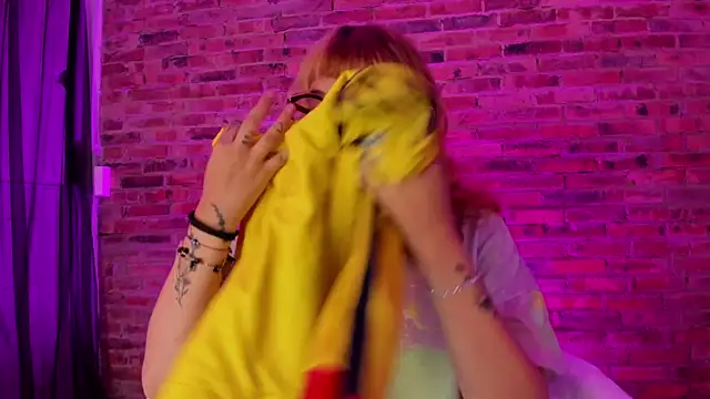 Sweet Namii online show from January 31, 2025, 2:37 am