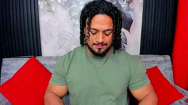 MikeEstevess online show from April 16, 2026, 4:46 am