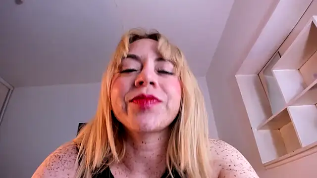 valerie luxe  online show from March 21, 2026, 8:19 am