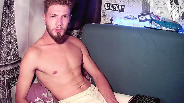 jimmyy  online show from September 22, 2025, 10:06 am