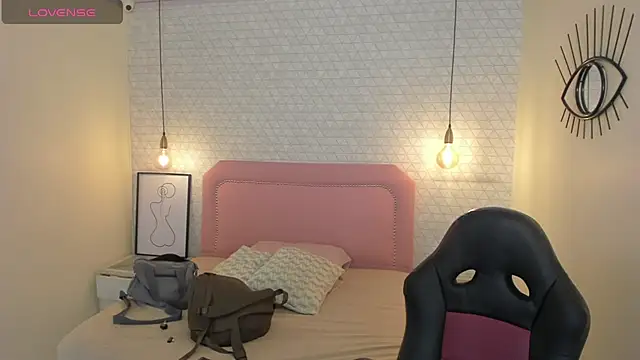 Kittytimberlake online show from March 7, 2026, 1:08 pm