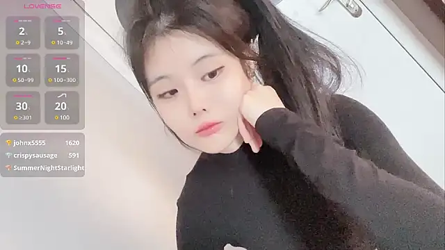 Snapshot of Qedgjwyz1 chatting on January 13, 2025, 12:41 am Qedgjwyz1 online show from January 13, 2025, 12:41 am