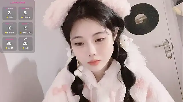 Snapshot of Qedgjwyz1 chatting on February 5, 2025, 1:54 pm Qedgjwyz1 online show from February 5, 2025, 1:54 pm