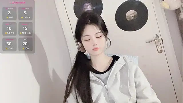 Snapshot of Qedgjwyz1 chatting on February 12, 2025, 3:51 am Qedgjwyz1 online show from February 12, 2025, 3:51 am