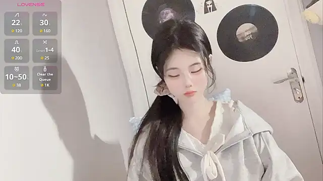 Snapshot of Qedgjwyz1 chatting on February 14, 2025, 4:15 am Qedgjwyz1 online show from February 14, 2025, 4:15 am