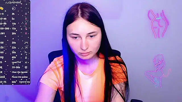 Snapshot of Jennifer_Blum chatting on October 4, 2025, 5:38 am Jennifer Blum online show from October 4, 2025, 5:38 am