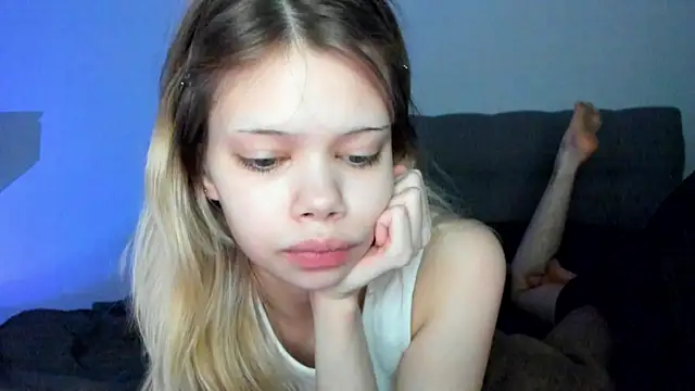 Snapshot of chansetolove chatting on February 13, 2025, 2:42 pm chansetolove online show from February 13, 2025, 2:42 pm