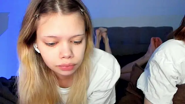 Snapshot of chansetolove chatting on February 15, 2025, 10:44 am chansetolove online show from February 15, 2025, 10:44 am