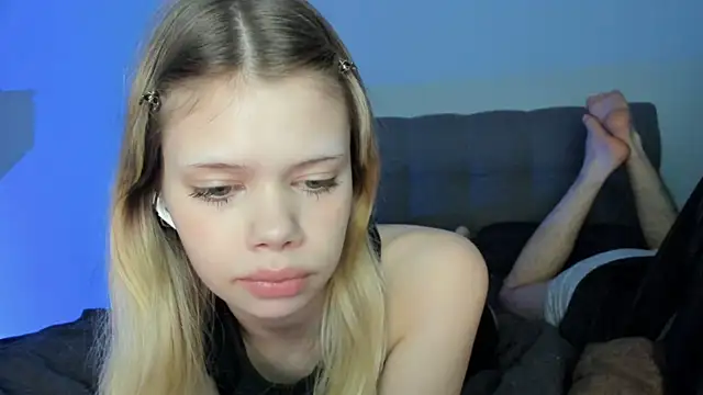 Snapshot of chansetolove chatting on March 12, 2025, 9:23 am chansetolove online show from March 12, 2025, 9:23 am