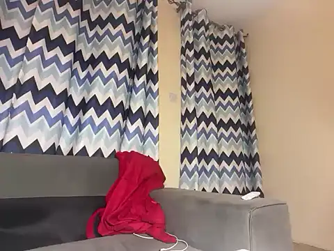 candybabe  online show from March 16, 2026, 1:55 am