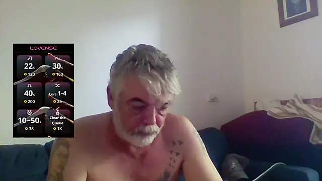 Skoona73 online show from April 13, 2026, 1:44 am