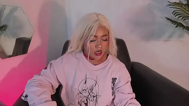 Snapshot of cherry_chel chatting on January 30, 2025, 4:16 am cherry chel online show from January 30, 2025, 4:16 am