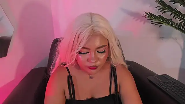 Snapshot of cherry_chel chatting on January 30, 2025, 7:18 am cherry chel online show from January 30, 2025, 7:18 am