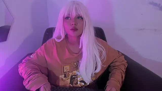 Snapshot of cherry_chel chatting on February 8, 2025, 4:03 am cherry chel online show from February 8, 2025, 4:03 am