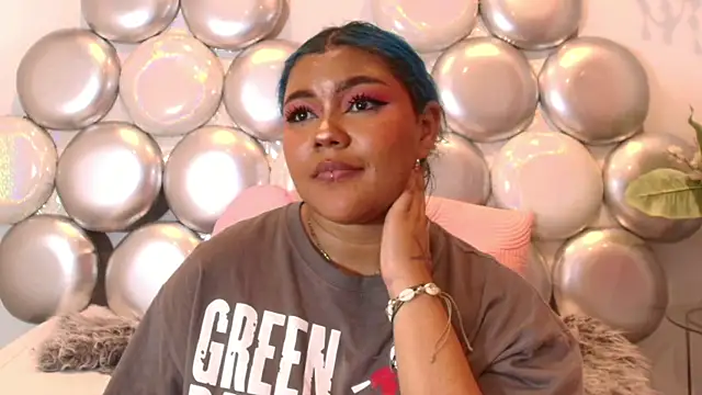 Snapshot of cherry_chel chatting on September 24, 2025, 9:12 am cherry chel online show from September 24, 2025, 9:12 am