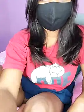 juhicpl143 online show from February 4, 2025, 11:49 am