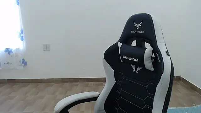 Snapshot of MiMi_0293 chatting on November 24, 2025, 7:41 am MiMi 0293 online show from November 24, 2025, 7:41 am