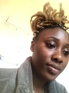 Snapshot of Lola_kims chatting on December 24, 2024, 10:44 am Lola kims online show from December 24, 2024, 10:44 am