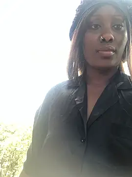 Snapshot of Lola_kims chatting on March 4, 2026, 7:47 am Lola kims online show from March 4, 2026, 7:47 am