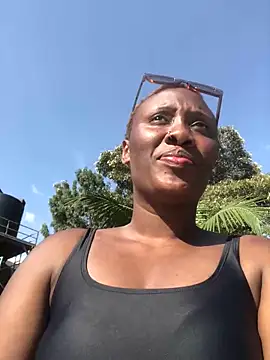 Lola kims online show from June 9, 2026, 1:12 pm