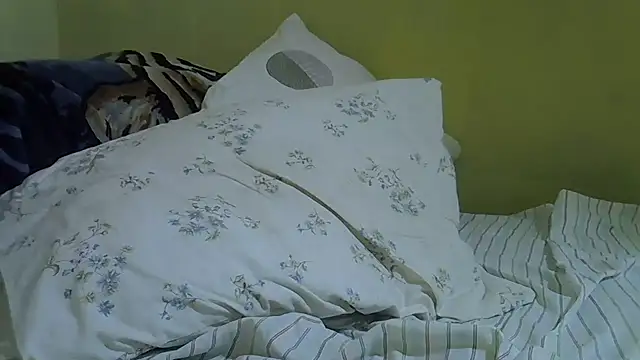 Snapshot of Super-star254 chatting on November 16, 2025, 7:52 pm Super-star254 online show from November 16, 2025, 7:52 pm