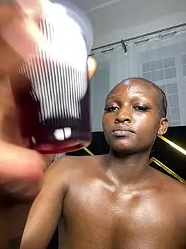 Curvixx online show from February 2, 2026, 8:07 pm