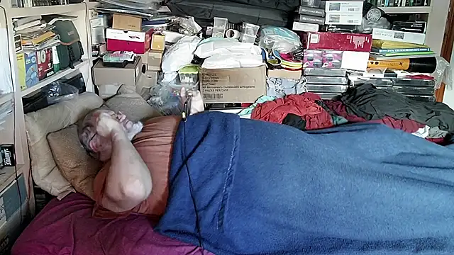 hadeszeuss2 online show from December 12, 2024, 9:51 am