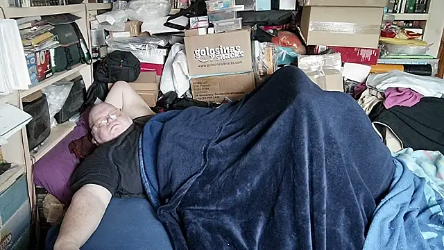 hadeszeuss2 online show from February 2, 2026, 3:11 pm