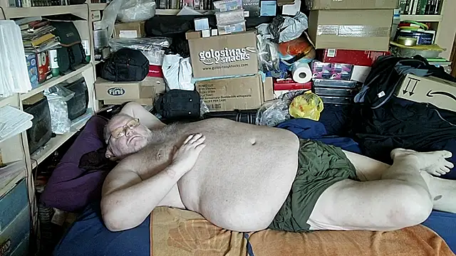 hadeszeuss2 online show from June 3, 2026, 6:02 pm