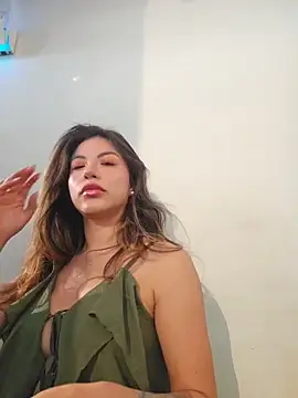 Karen San Miguel online show from March 7, 2026, 7:55 pm