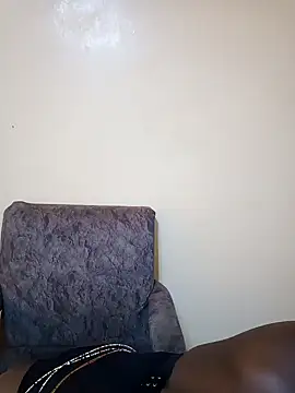 Snapshot of pretty-eyes23 chatting on February 4, 2025, 10:21 am pretty-eyes23 online show from February 4, 2025, 10:21 am