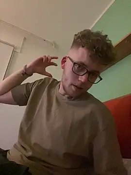 jungxSHxboy online show from April 29, 2026, 11:22 pm