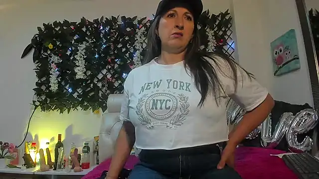 any mour online show from March 22, 2025, 5:31 pm