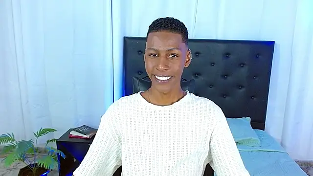 maiki18  online show from March 3, 2026, 8:48 pm