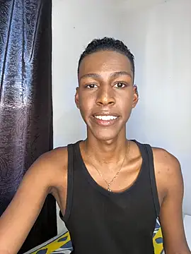 maiki18  online show from March 31, 2026, 8:53 pm