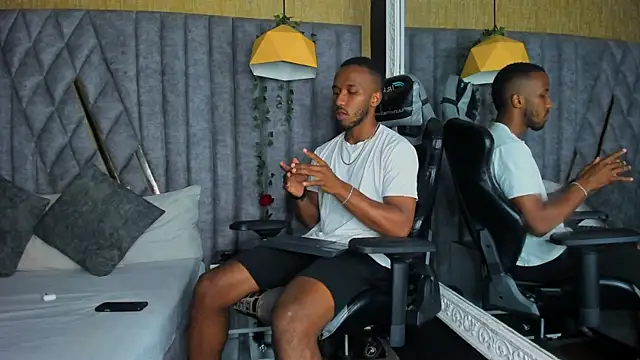 JamesParck online show from March 5, 2026, 11:12 pm