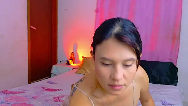 keelly richaardson1 online show from July 19, 2026, 12:03 am