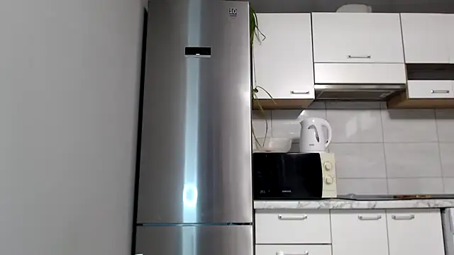 SierraSky  online show from September 8, 2025, 5:12 pm