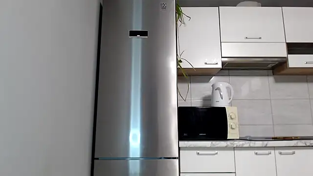 SierraSky  online show from January 9, 2026, 6:10 pm