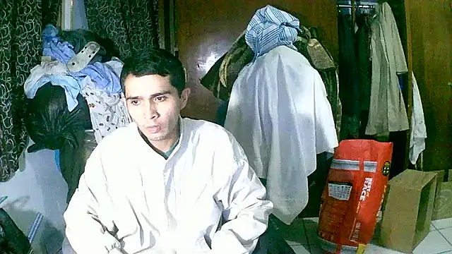 Snapshot of jperezofficial1 chatting on October 30, 2025, 3:08 am jperezofficial1 online show from October 30, 2025, 3:08 am