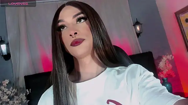 AdharaaMoon online show from December 5, 2024, 7:49 pm