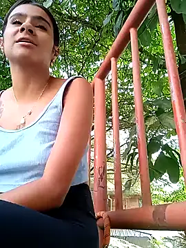Leslly  online show from December 14, 2024, 10:34 am