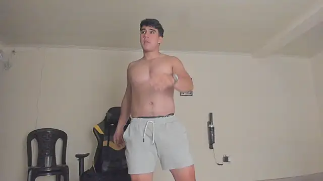 owengray2n online show from July 31, 2026, 4:34 am