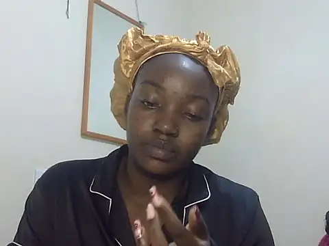 Sexy racy rebel  online show from November 19, 2025, 7:47 pm