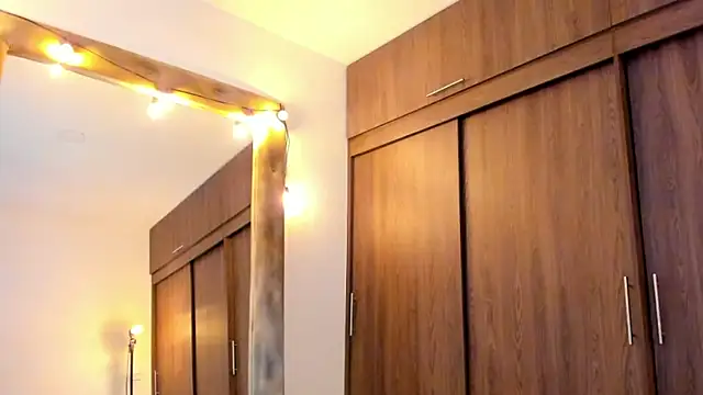 Snapshot of alikahouston4 chatting on February 11, 2025, 8:15 am alikahouston4 online show from February 11, 2025, 8:15 am