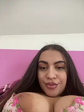 Snapshot of ayshalove chatting on March 18, 2025, 2:04 pm ayshalove online show from March 18, 2025, 2:04 pm