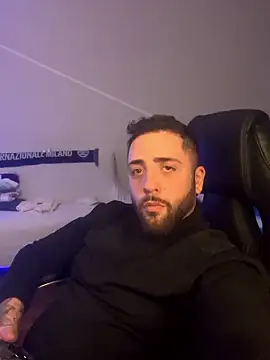 1ninefellababy online show from December 4, 2025, 5:54 pm