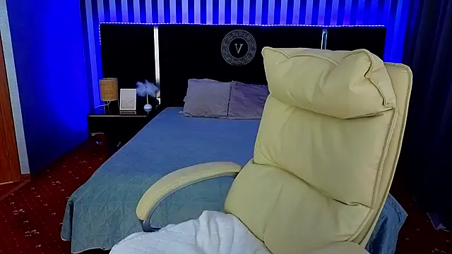 Lexi Si online show from November 7, 2025, 7:08 am