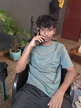 Snapshot of richardjames95 chatting on October 13, 2025, 8:31 pm richardjames95 online show from October 13, 2025, 8:31 pm