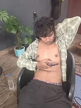 Snapshot of richardjames95 chatting on October 16, 2025, 6:09 pm richardjames95 online show from October 16, 2025, 6:09 pm